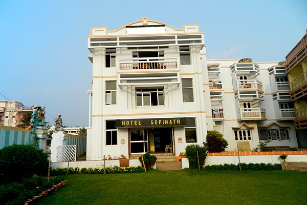 Gopinath-Hotel